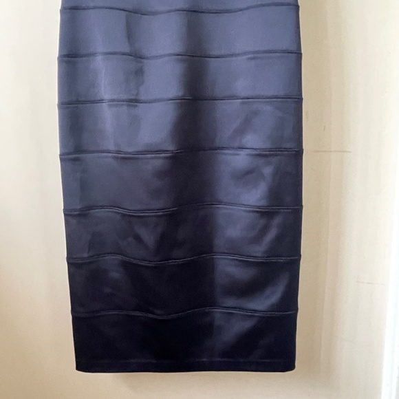 Beautiful Navy Dress with Cap Sleeves and Beaded Lace Bodice - Picture 3 of 12